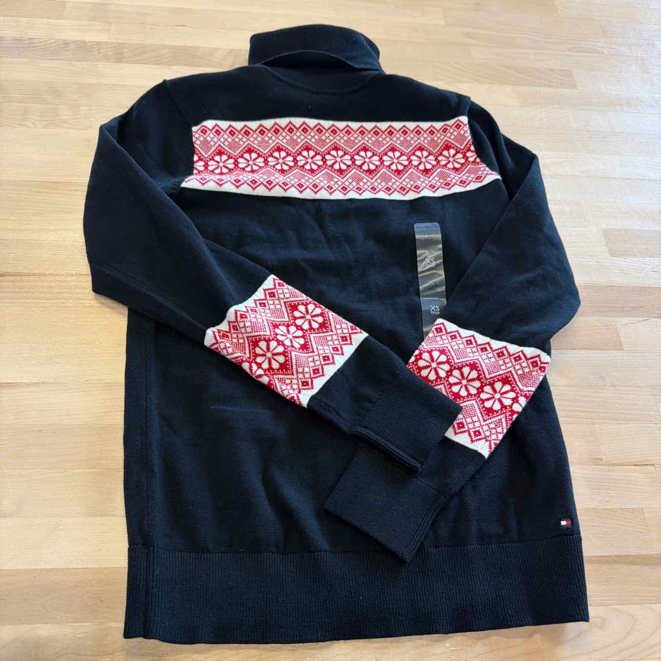 Tommy Hilfiger Size XS Black New Sweater