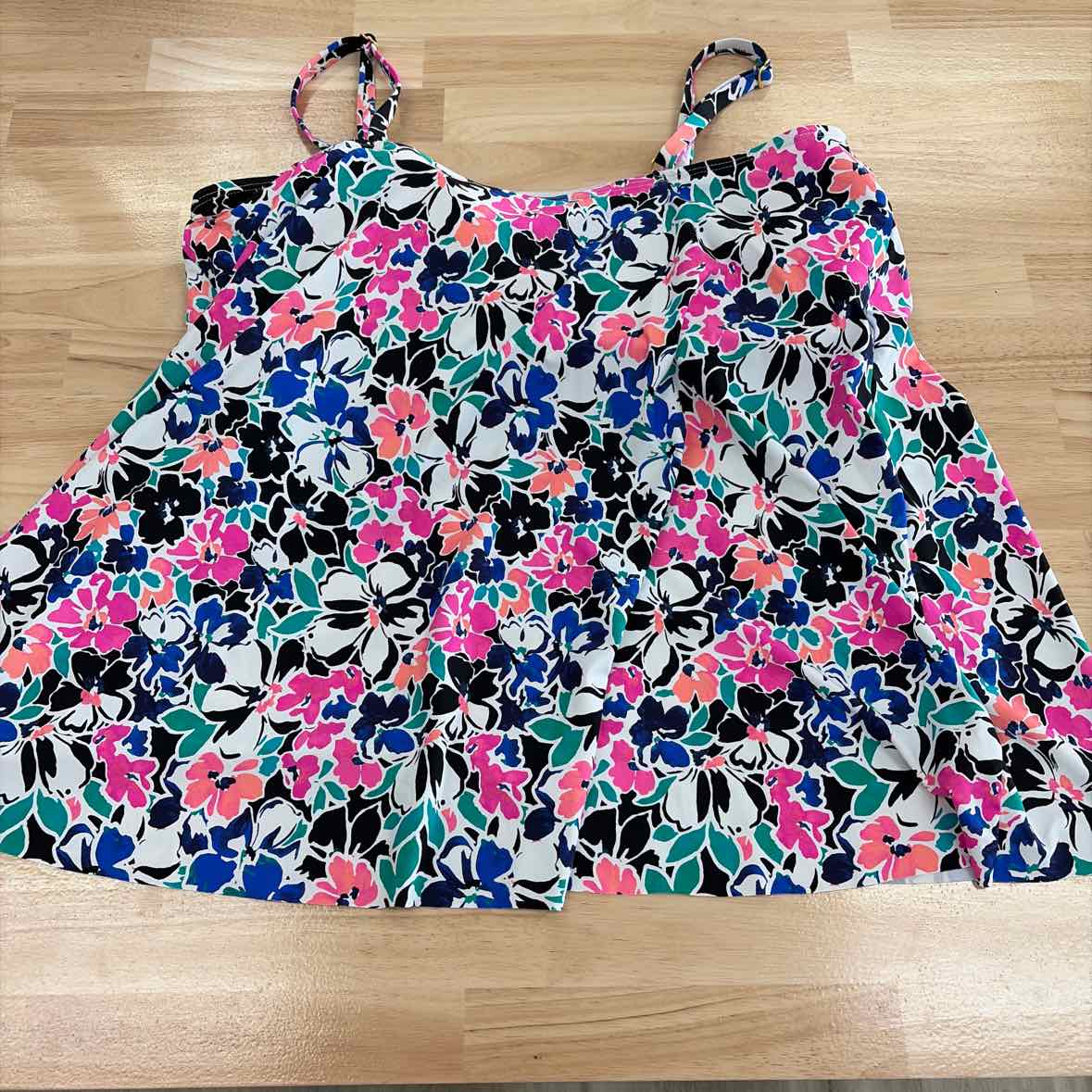 Island Escape Size 20W Plus Size Cape Town Draped Tankini Top - Black Multi