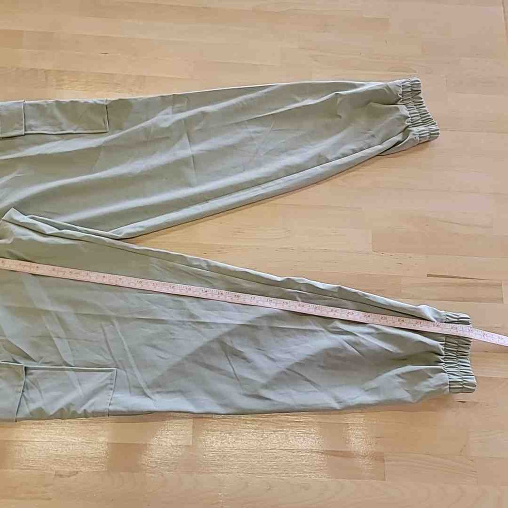 hippie rose Size M Green Pants