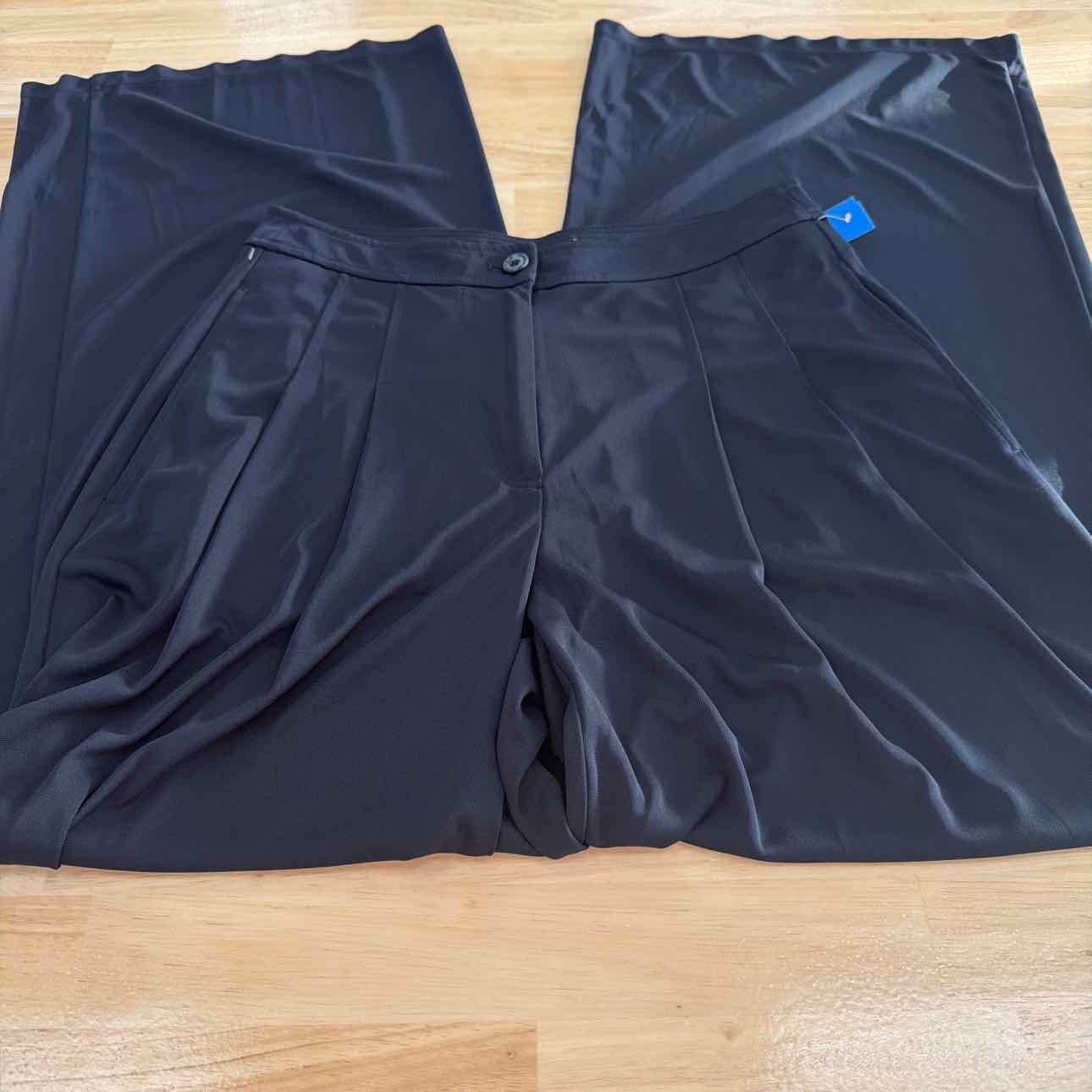 Ralph Lauren Size 4 Navy New Pants
