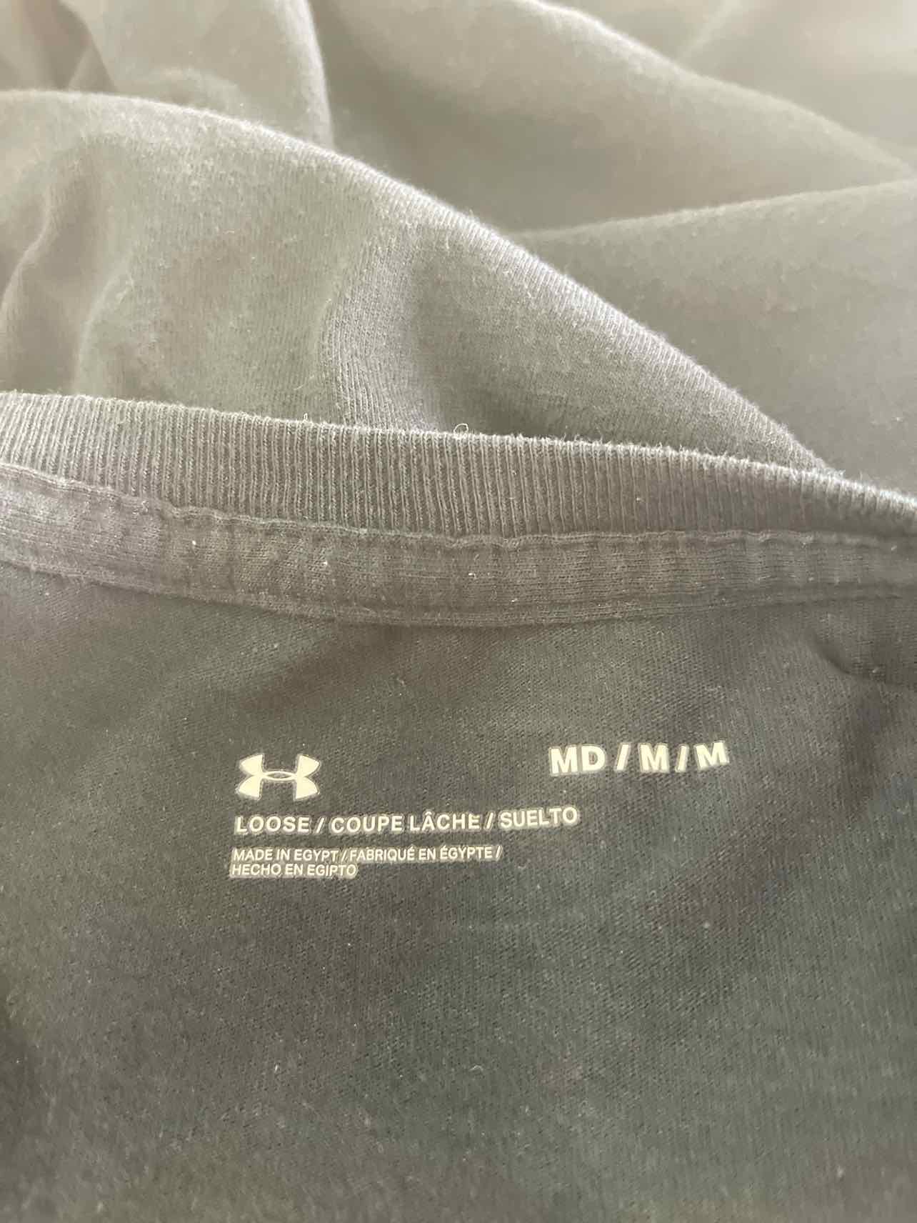 Under Armour Size M Black Preloved MENS T-shirt