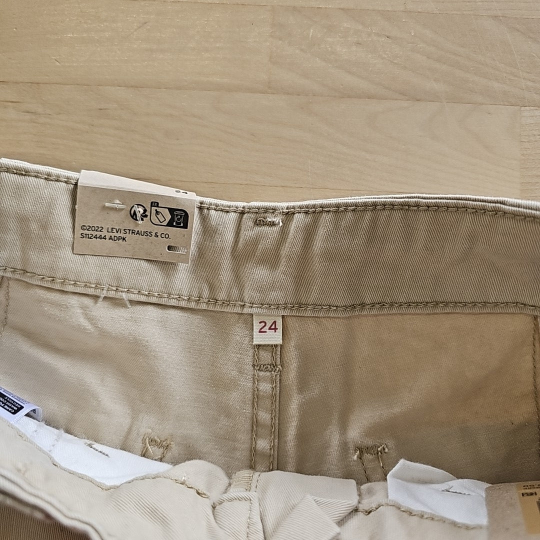 Levi's Baggy Cargo Women's Shorts 24