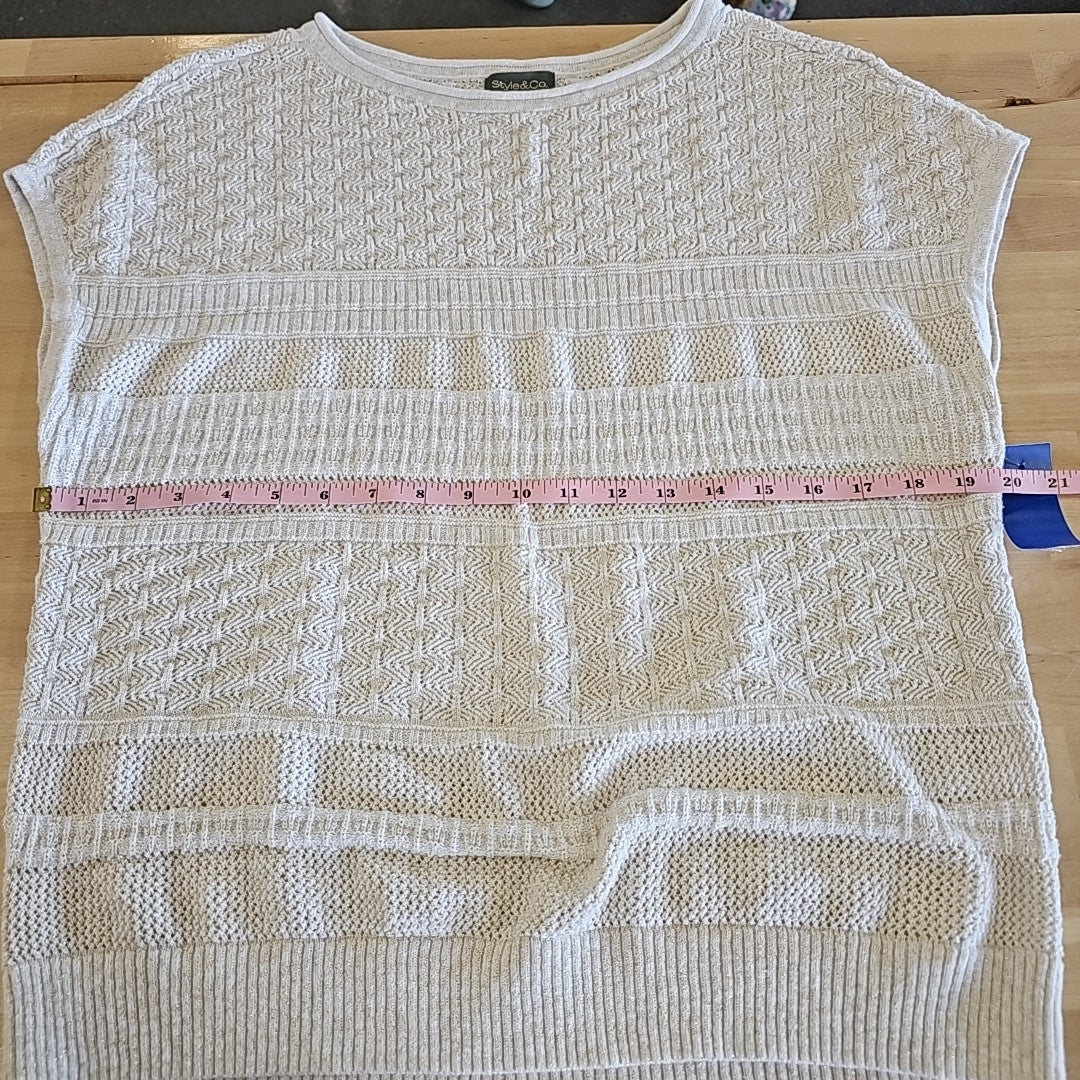 Style & Co. Size L Cream Shirt