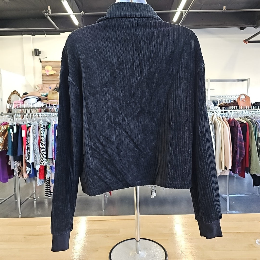 Self E Size S Black Sweater