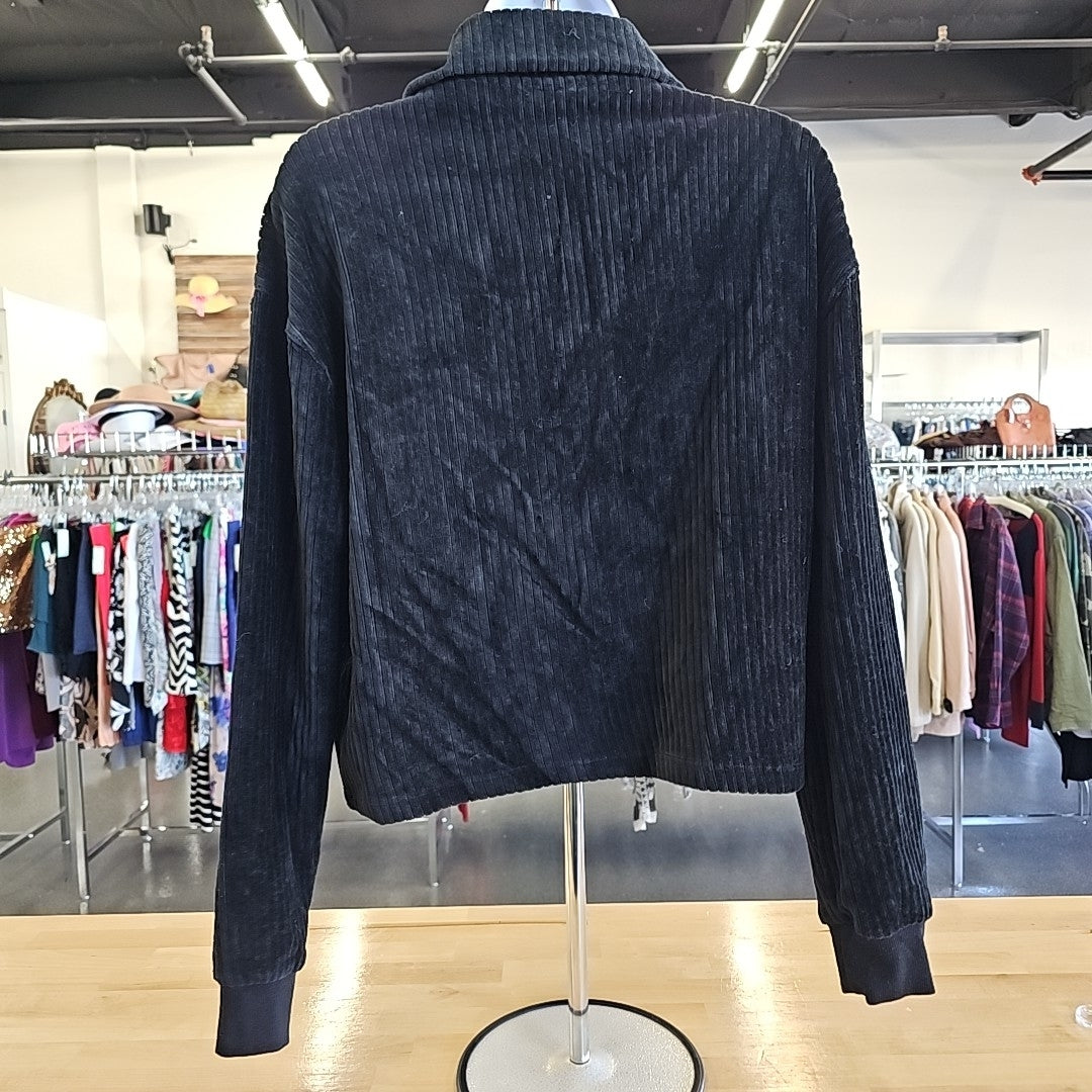 Self E Size S Black Sweater