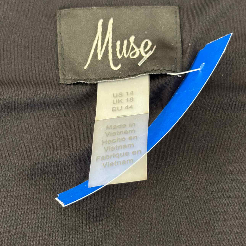 Muse Size 14 Textured-Rose Sleeveless Top - Black Blue