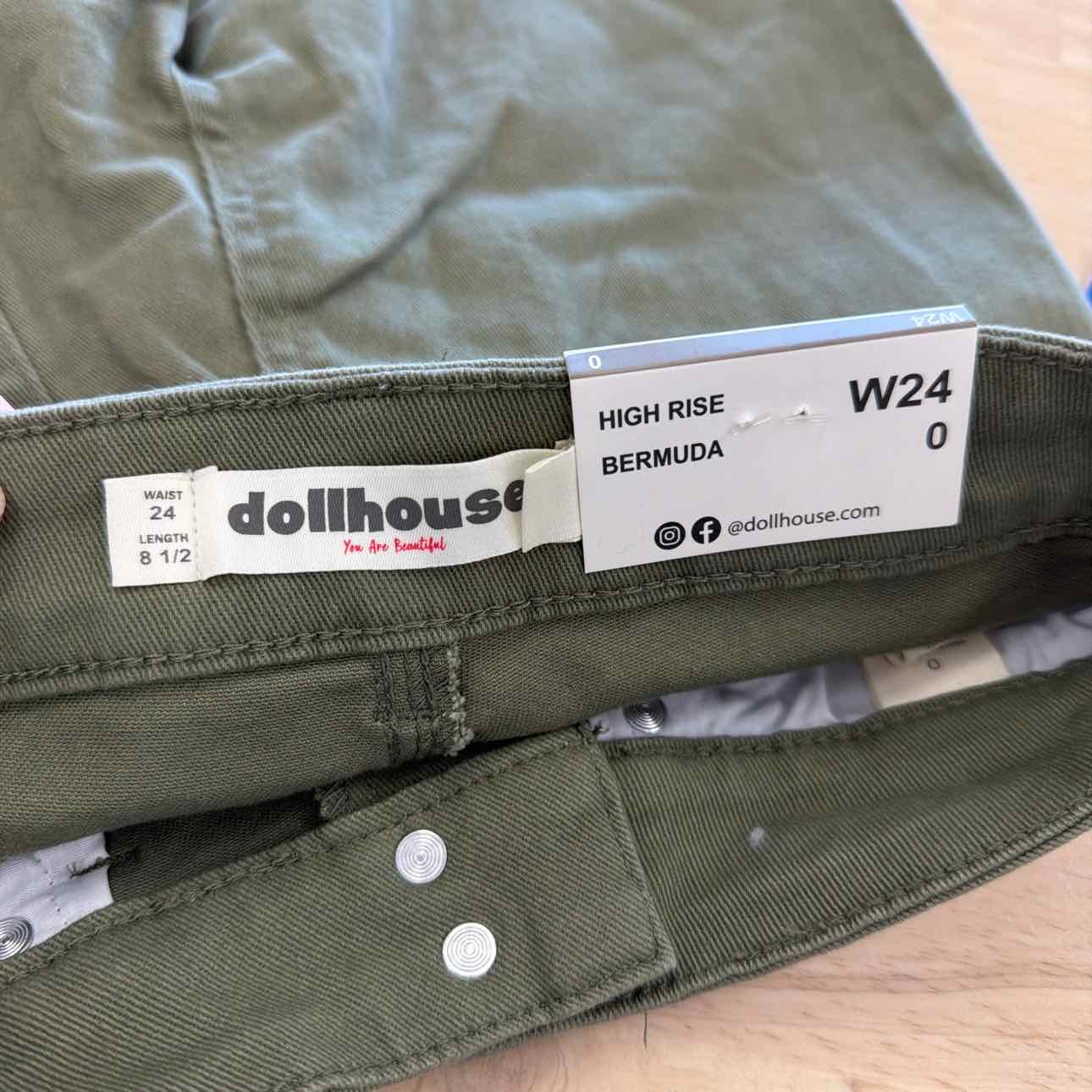 dollhouse Women Size 24 Green New Shorts