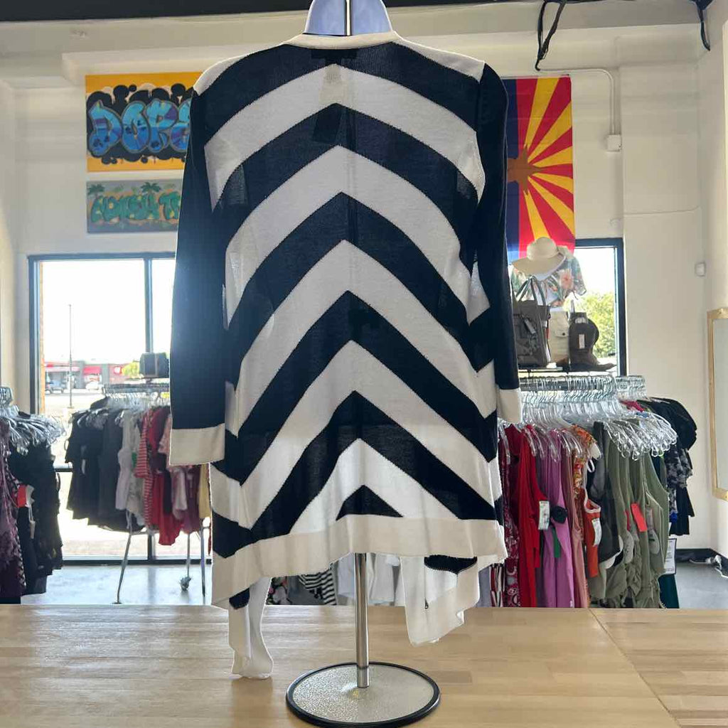 INC Size M Black/White Rayon Preloved Cardigan