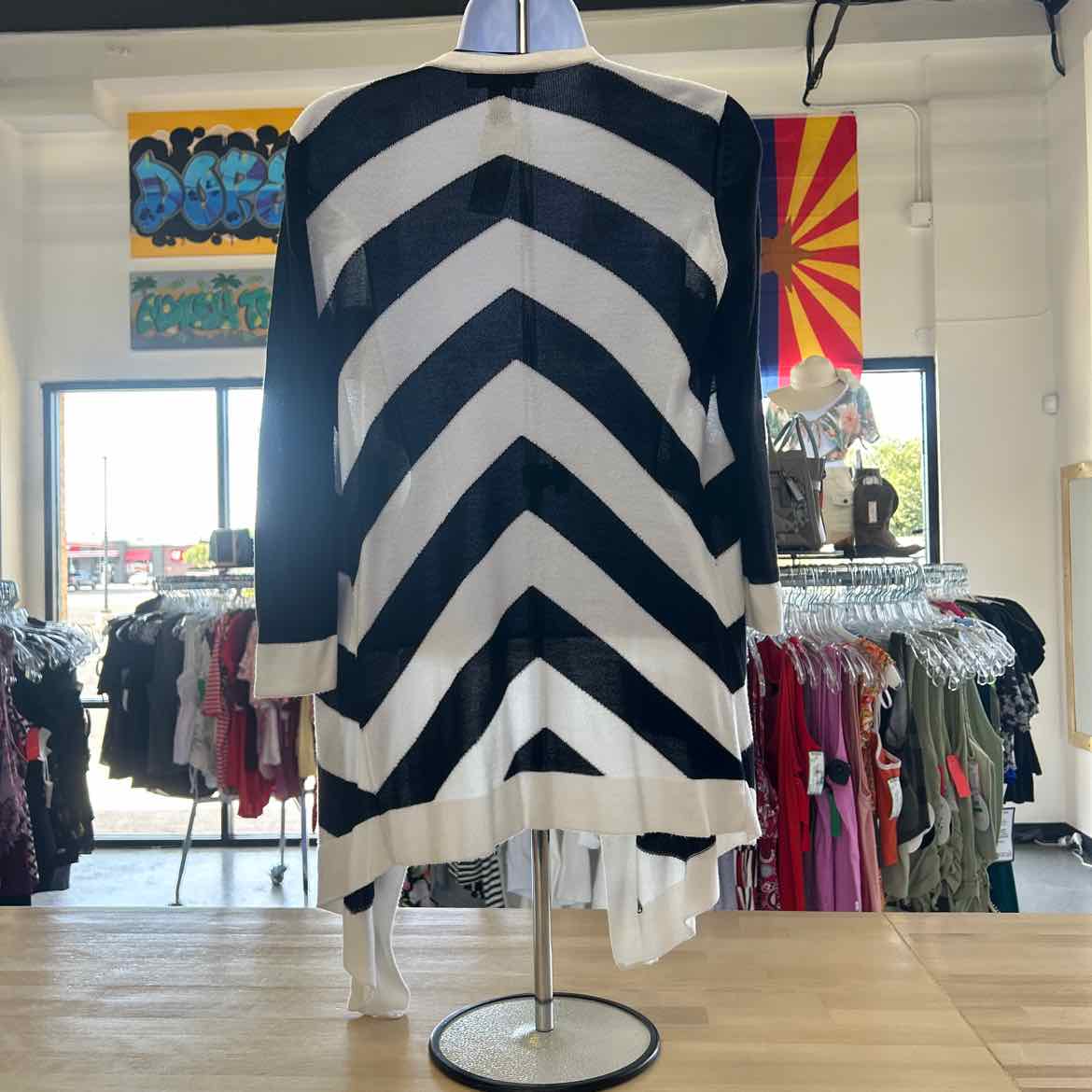 INC Size M Black/White Rayon Preloved Cardigan