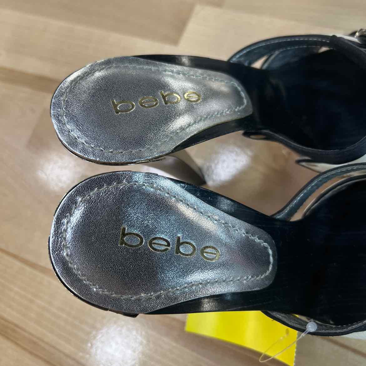 Bebe Size 6 Black Preloved Heels