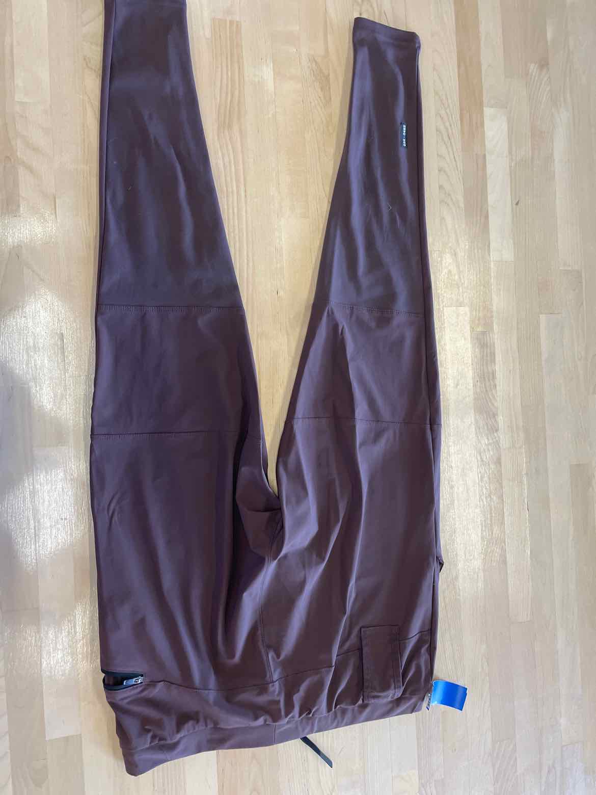 ASRV Size M Purple MENS Athletic Pants