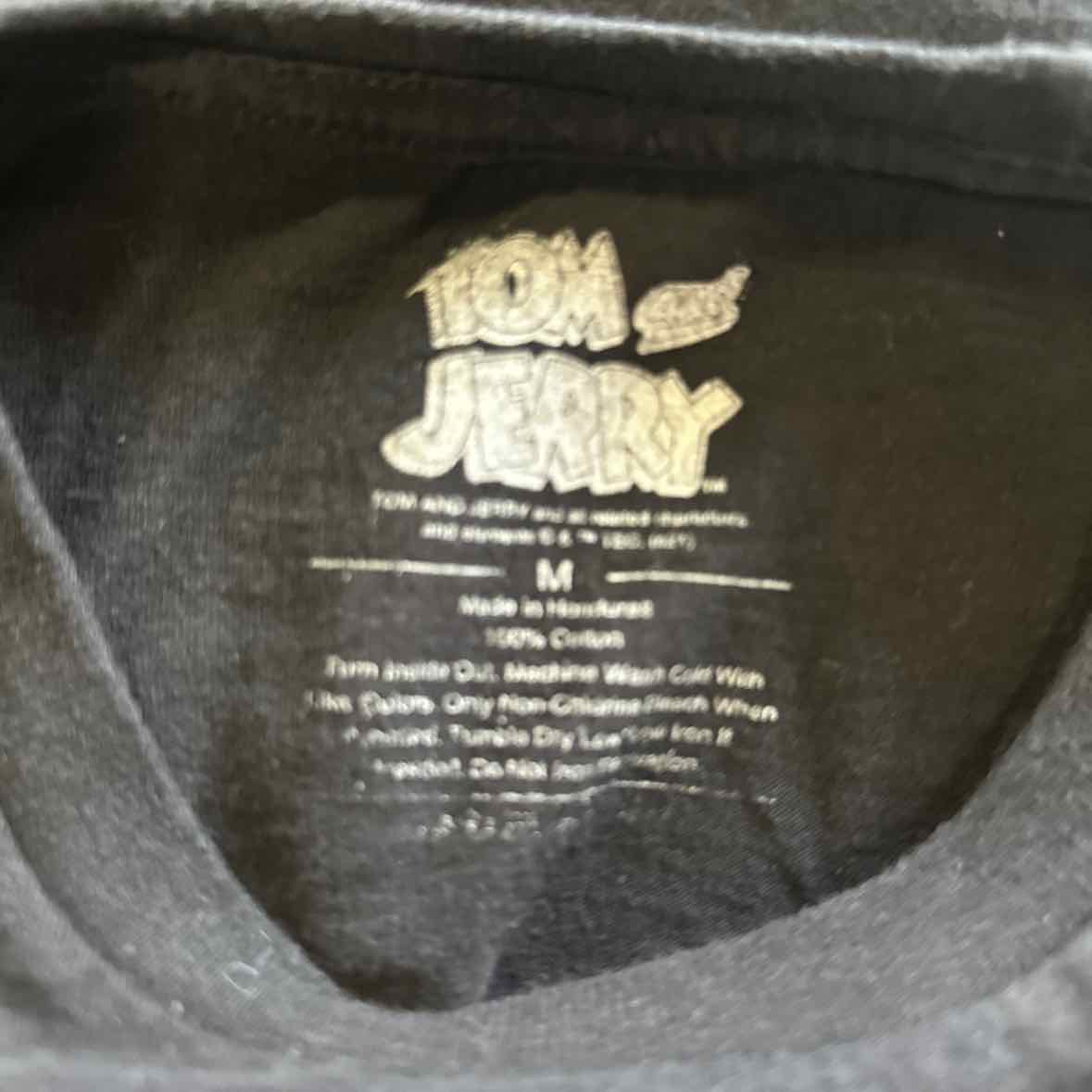 Size M Black T-shirt