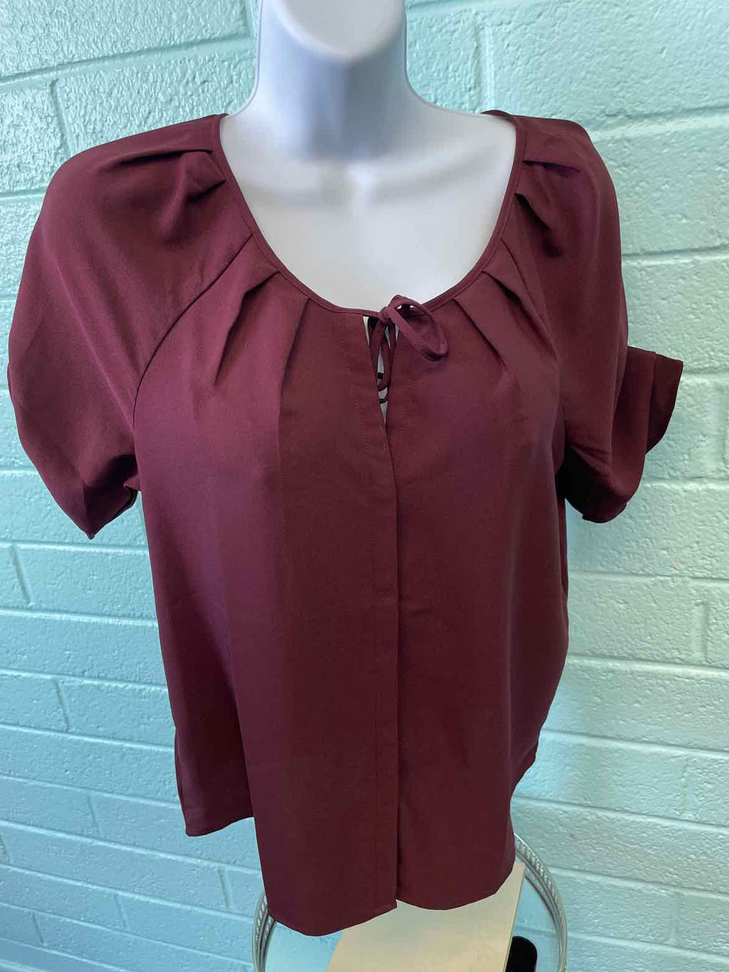 Ann Taylor Size SP Maroon Blouse