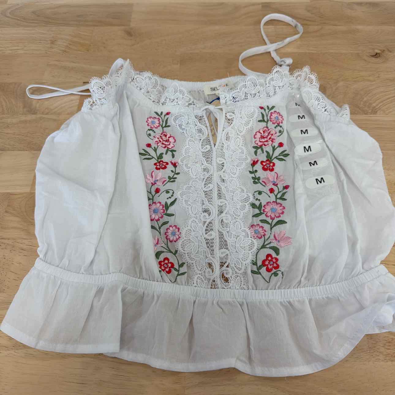 Self E Size M Lace-Trim Embroidered Peplum Tank Top