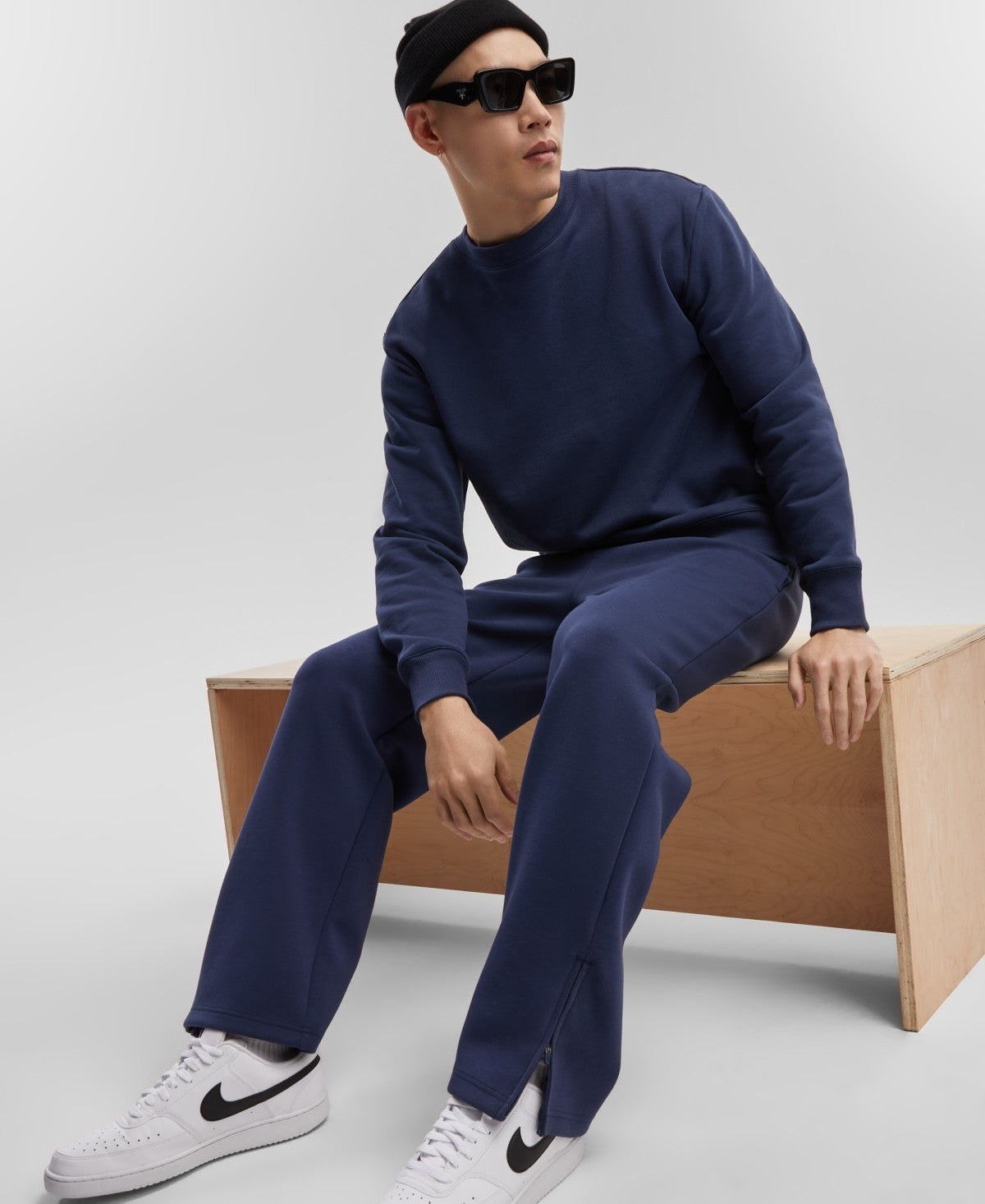 Mode of One Men's Relaxed-Fit Fleece Sweatshirt  - Caspian Waters NWT