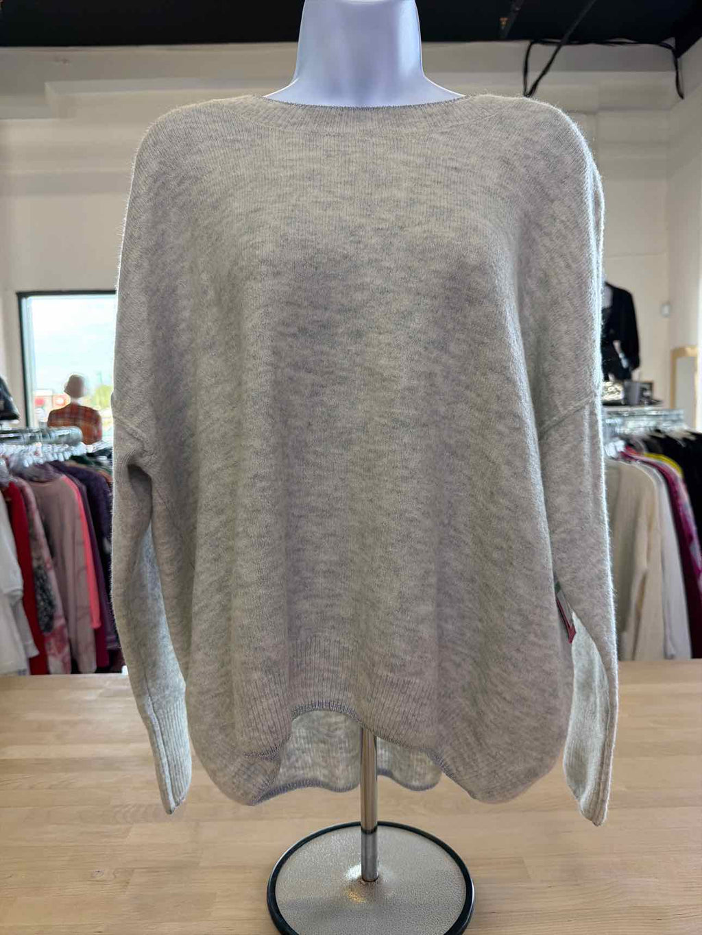 Vince Camuto Size L Gray Sweater