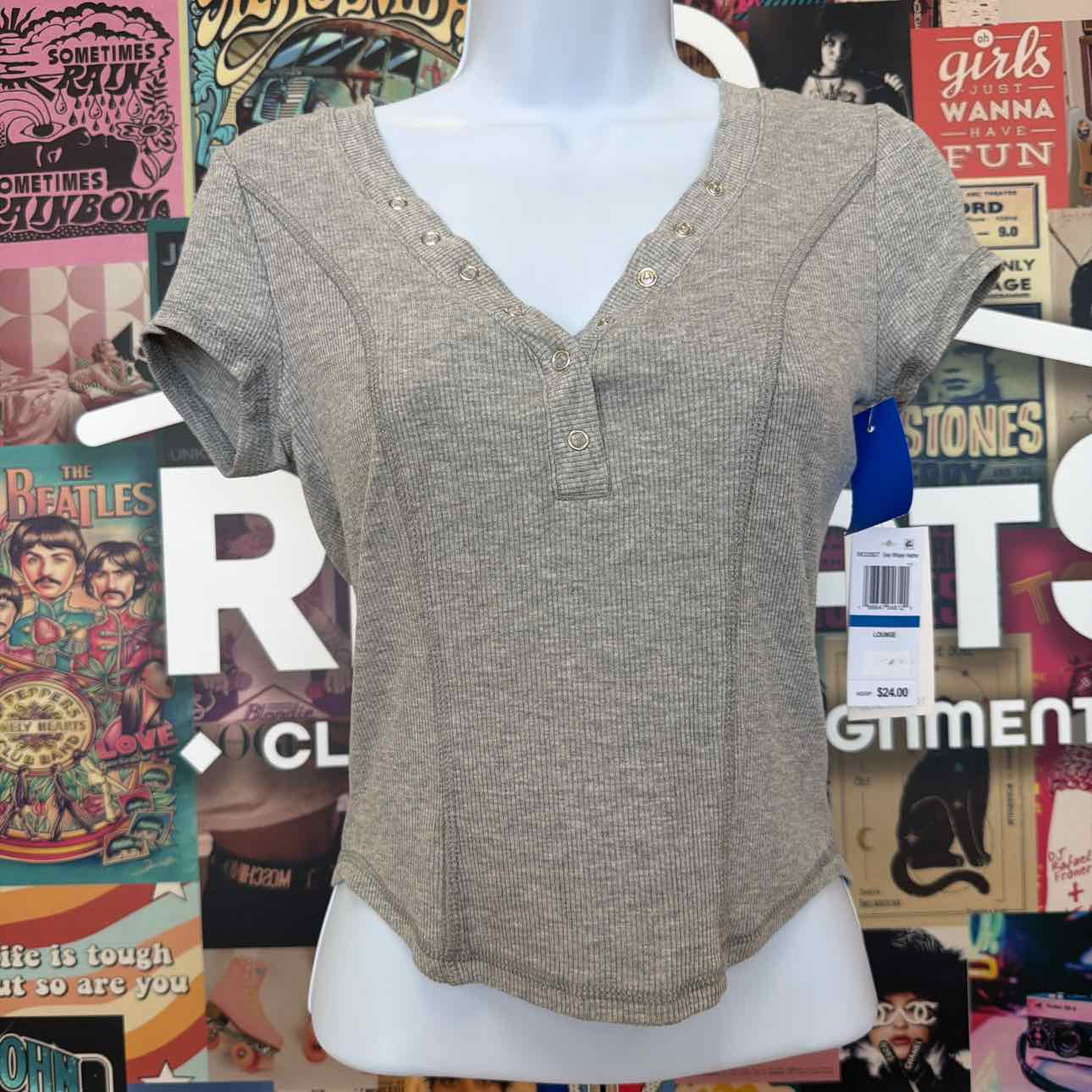 ultra flirt Size S Ribbed Cropped Henley Short Sleeve