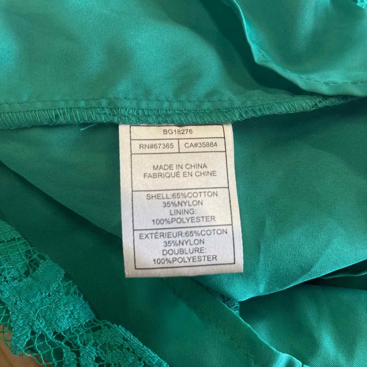 BB Dakota Size 6 Green New Dress