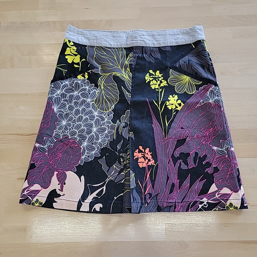 St-martins Size 34 Black Skirt