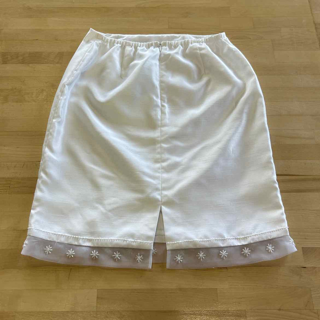 Jessica Howard Size 10 White Polyester Preloved 2 Piece Set