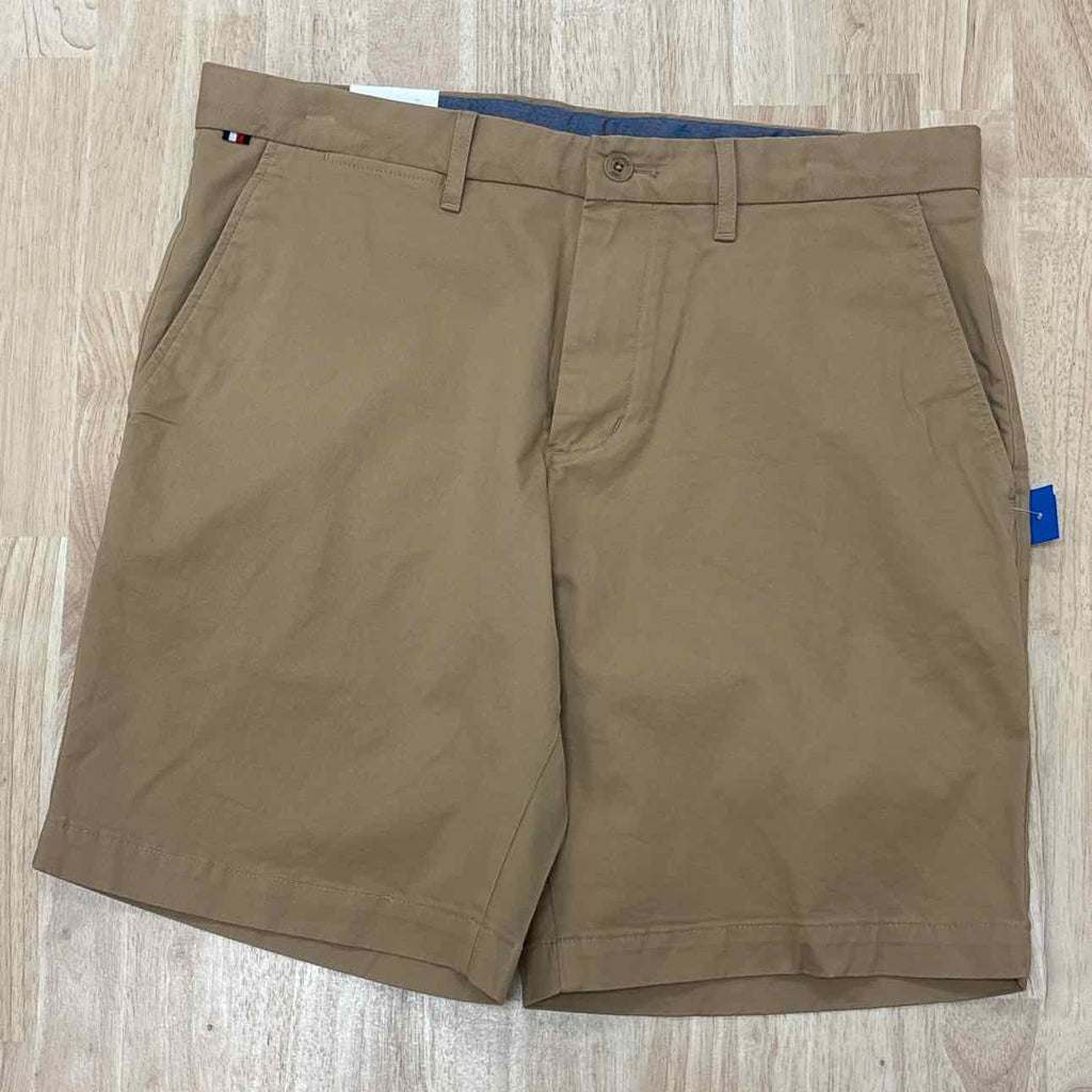 Tommy Hilfiger Men's Size 32 Men's Brooklyn 1985 9" Shorts - Classic Khaki