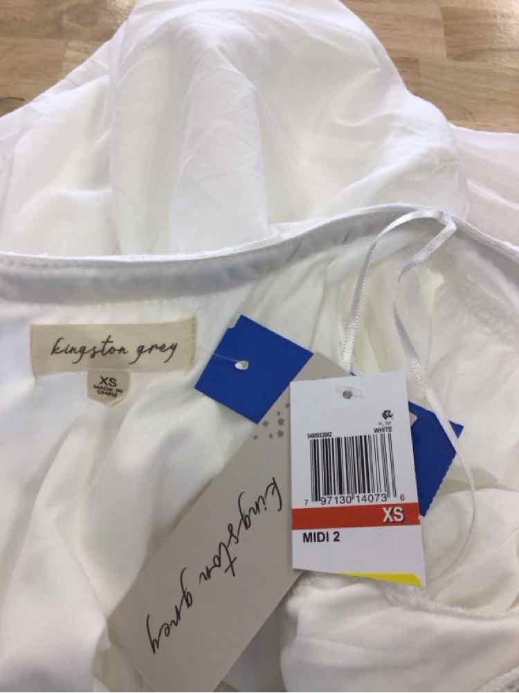 kingston grey Size XS White New Dress