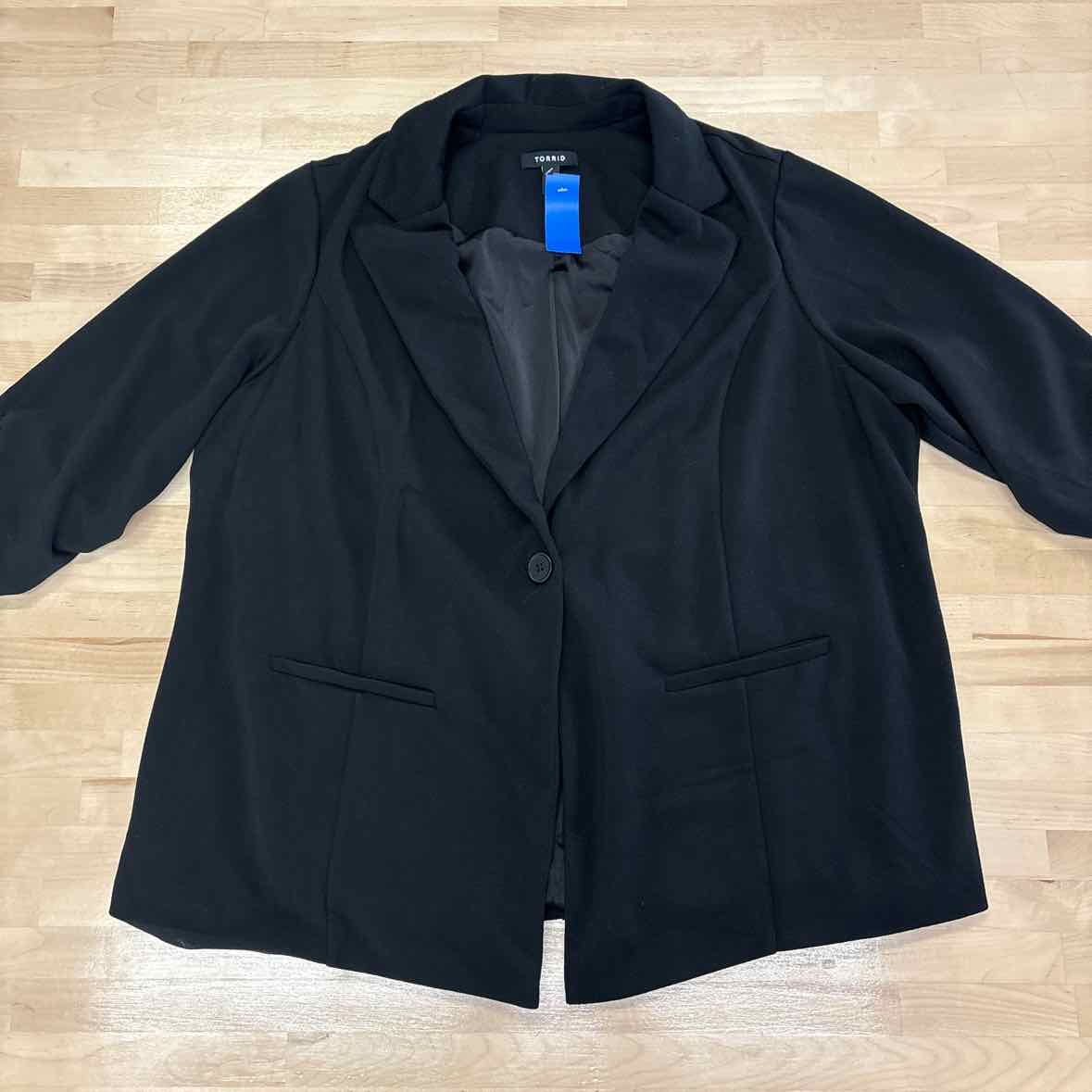 Torrid Size 3 Black Blazer