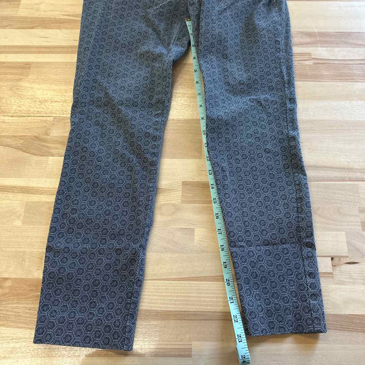 Gap Size 6 Gray & black Pants