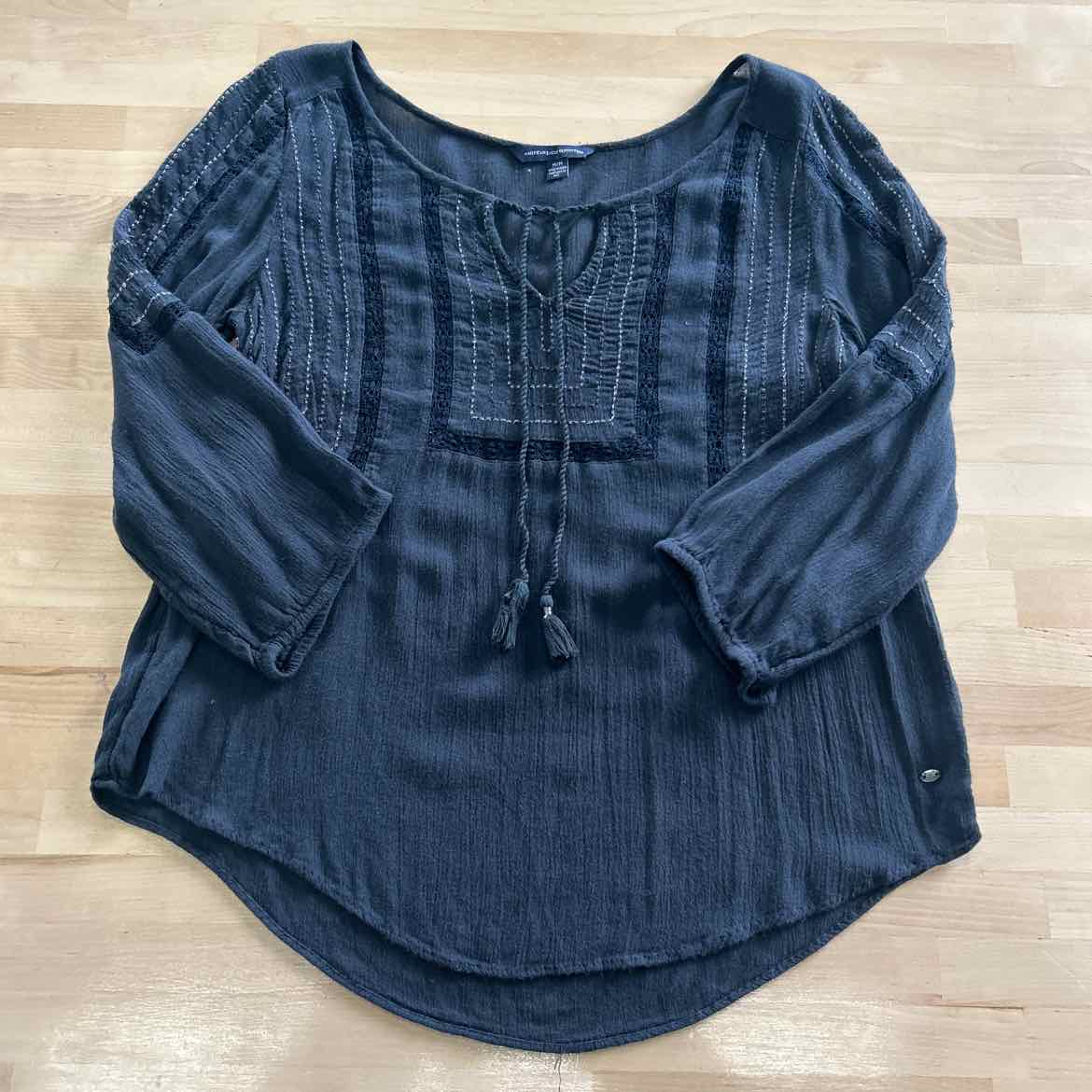 American Eagle Size M Blue Blouse