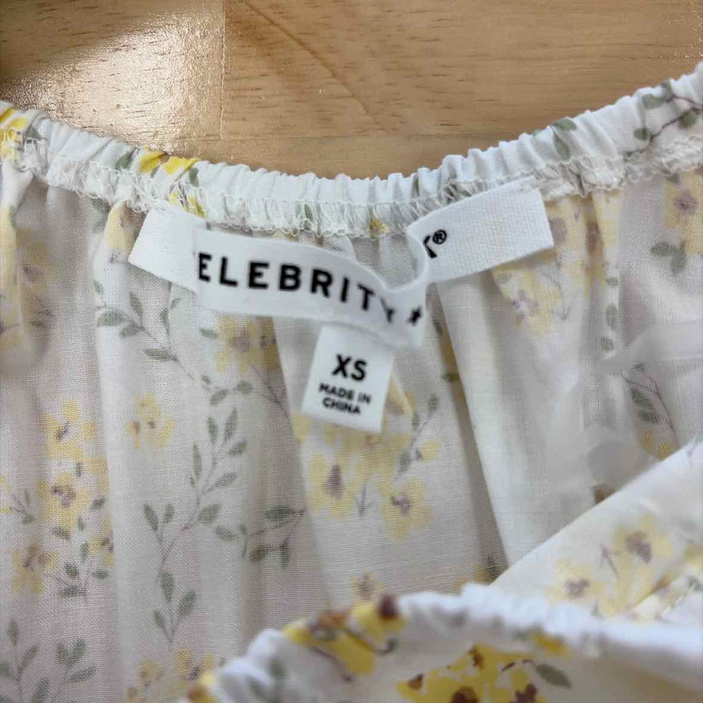 Celebrity pink Size XS Juniors' Printed Babydoll Mini Dress - White/Yellow Flora