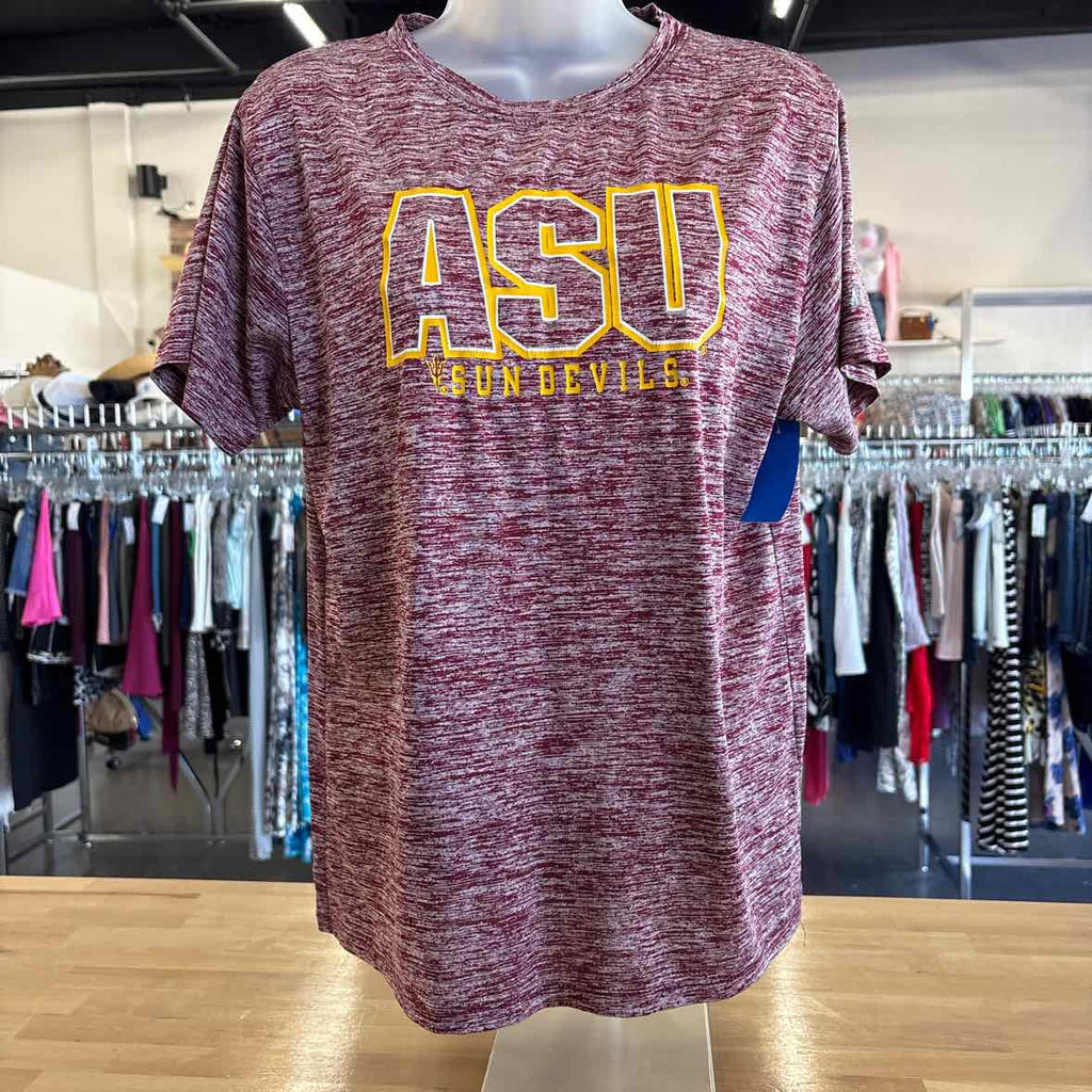 Russell Size XL Red T-shirt