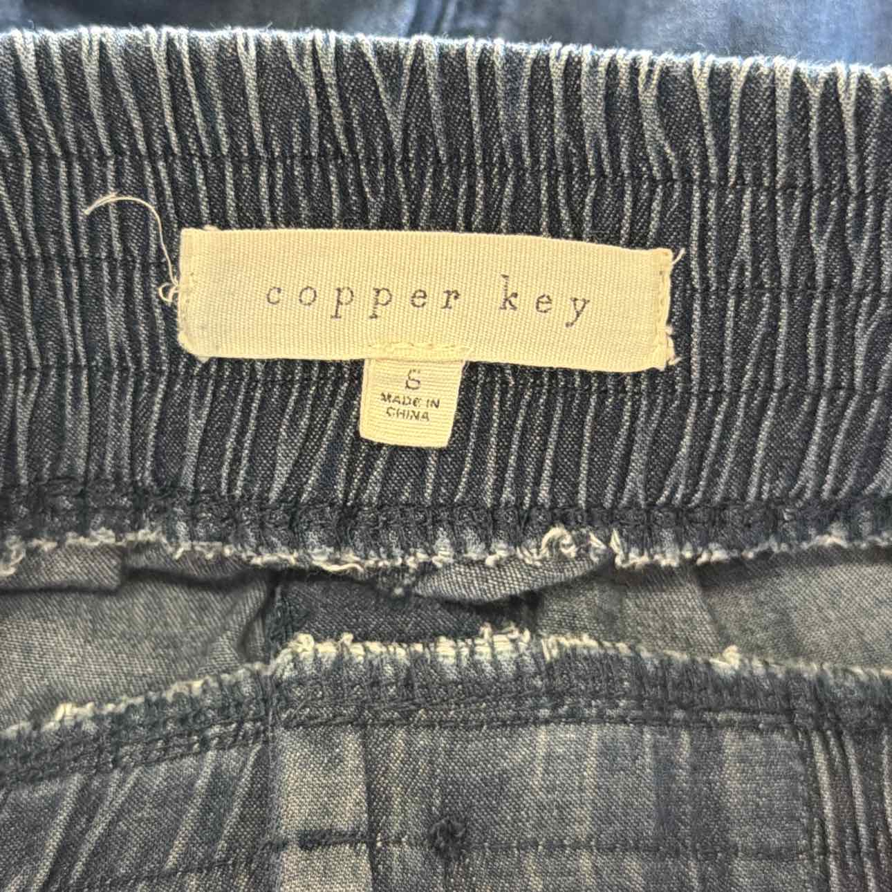Copper Key Size 6 Denim Preloved Skirt