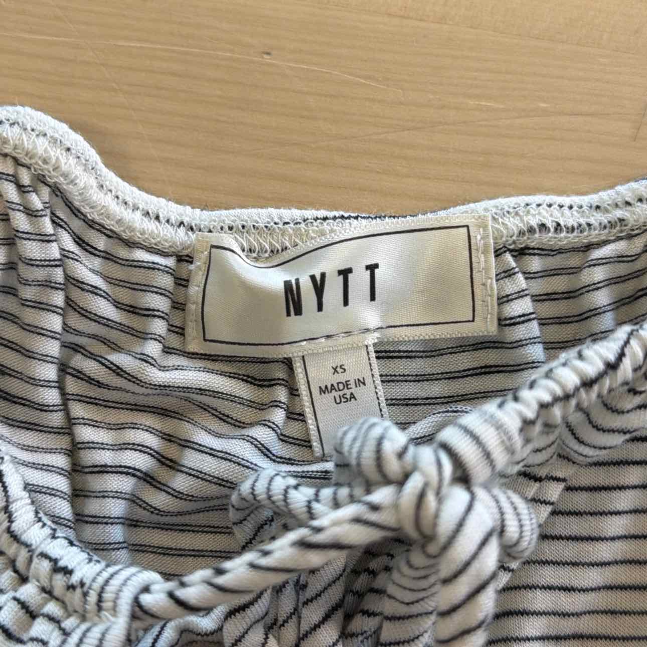 NYTT Size XS White Black Preloved Bodysuit