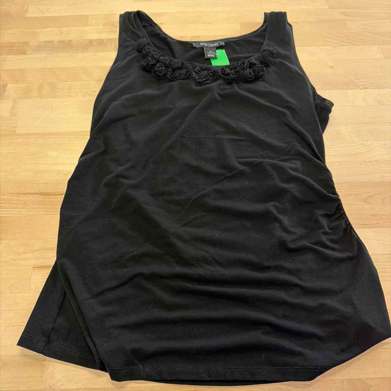 White House Black Market Size L Black Preloved Tank