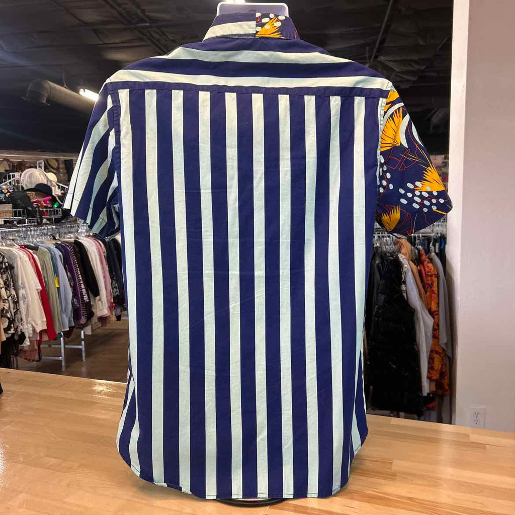 The Designdeal Clothing Co. Size M Blue Preloved MENS Button Down Shirt