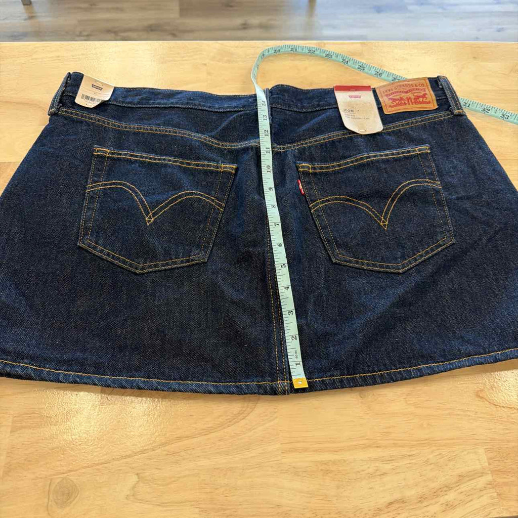 Levi's Size 34 Western Yoke Icon Denim Skirt - Shaded View