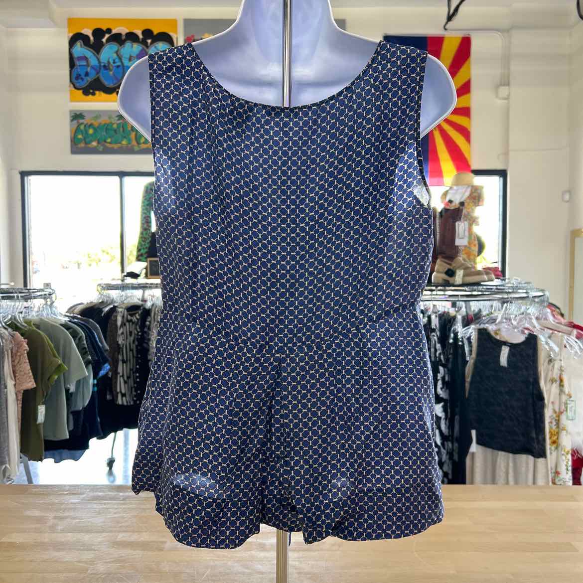 New York & Co. Size 6 Blue Silk Preloved Sleeveless