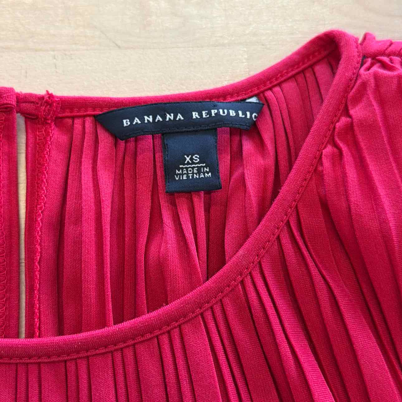 Banana Republic Size XS Red Preloved Sleeveless