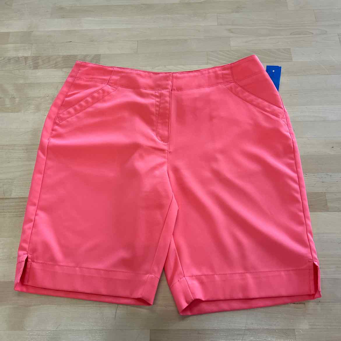 PGA Tour Women Size 8 Coral Preloved Shorts