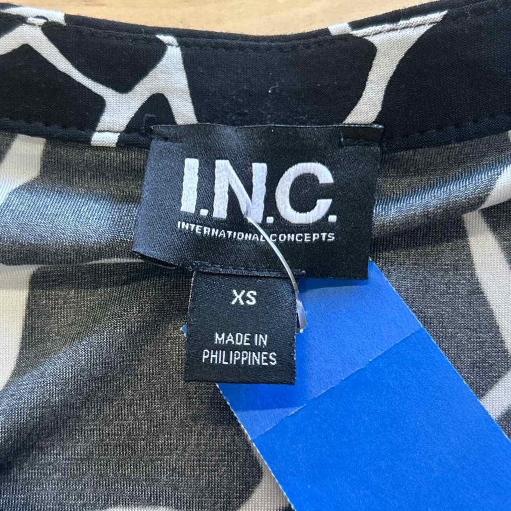 INC Size XS Black White Preloved Sleeveless