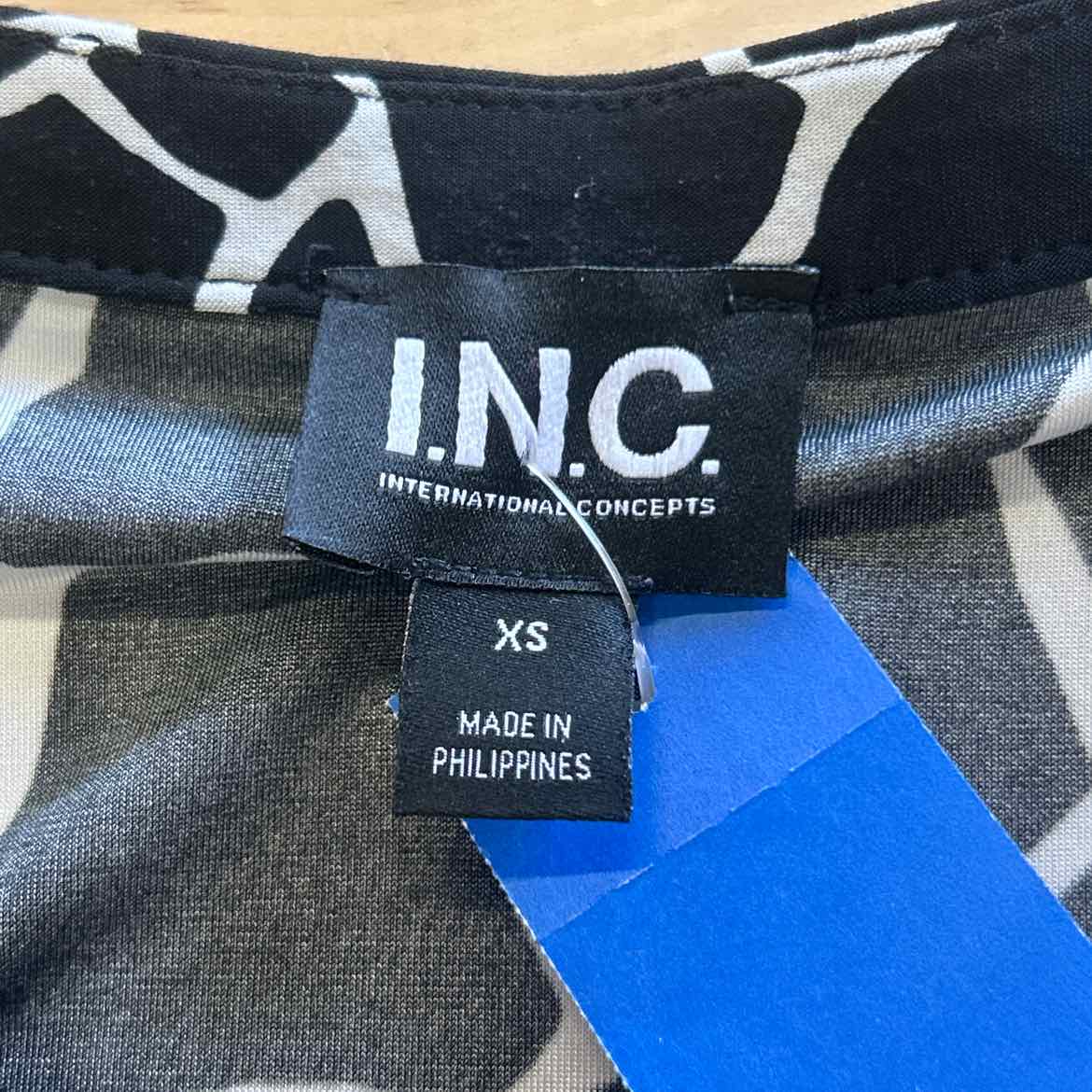INC Size XS Black White Preloved Sleeveless