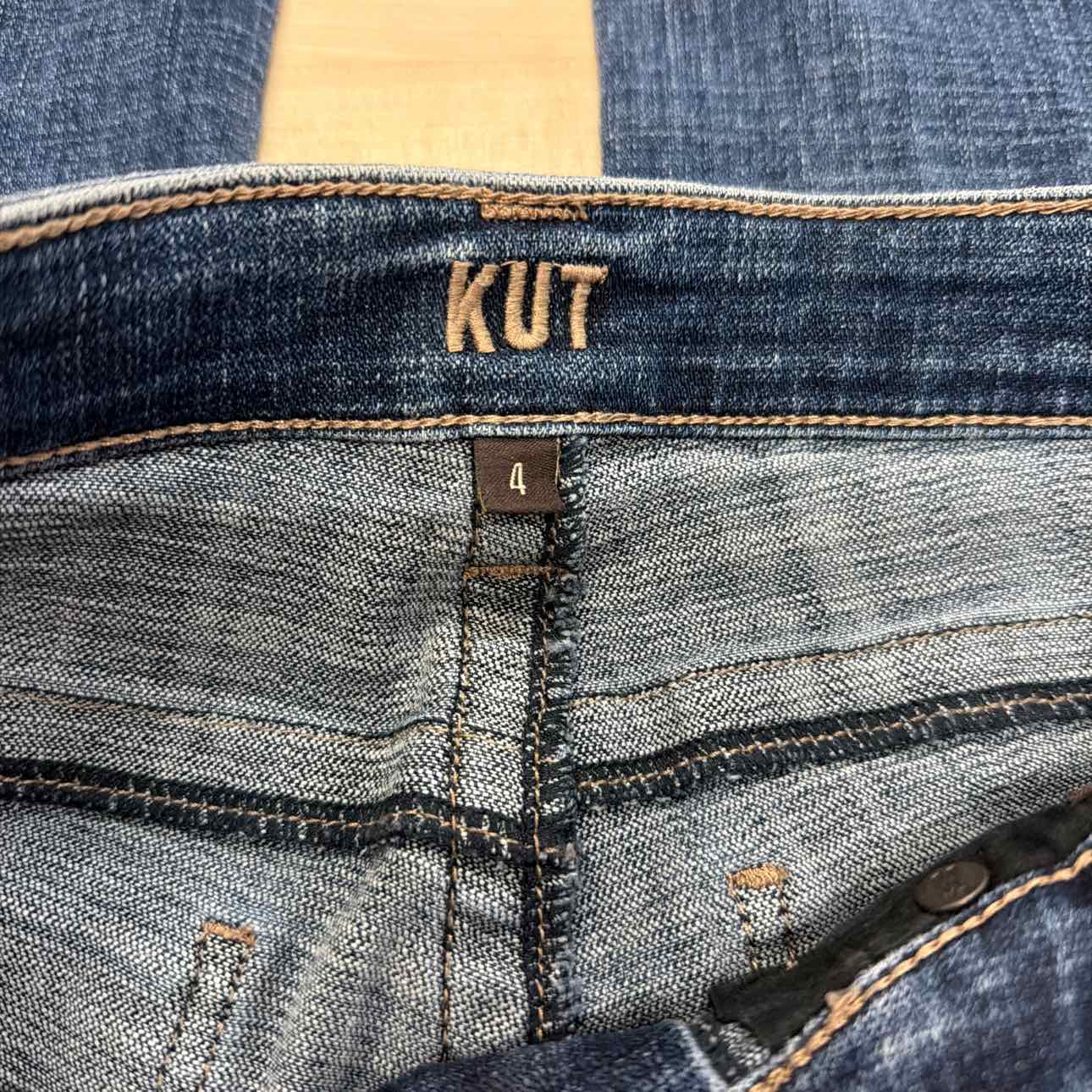 Kut from the Kloth Size 4 Blue Denim Jeans