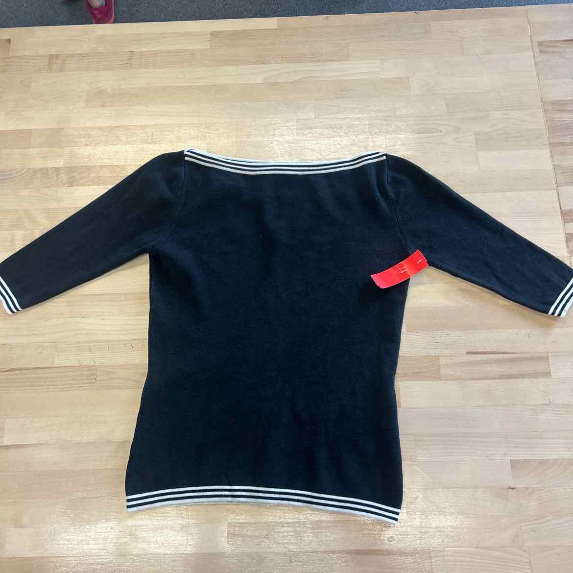 Georgiou Studio Size L Black Preloved Long Sleeve