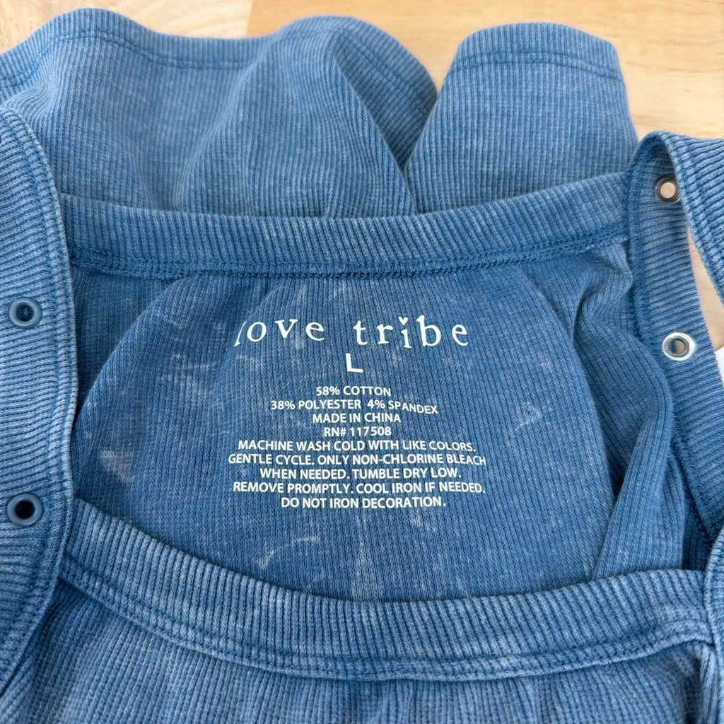 Love Tribe Size L Born to Be a Cowgirl Graphic Tank Top