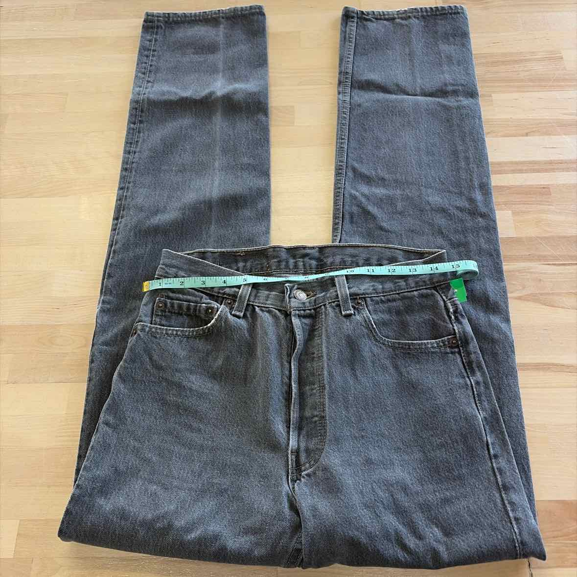 Levi's Size 30 Gray Preloved Jeans