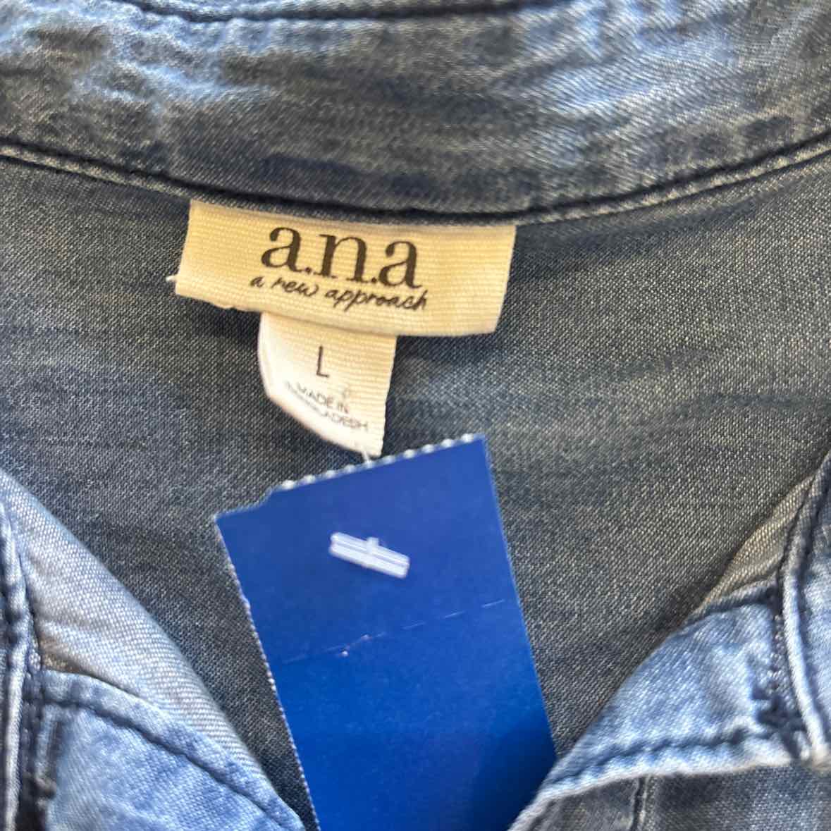 a.n.a Size L Blue Long Sleeve