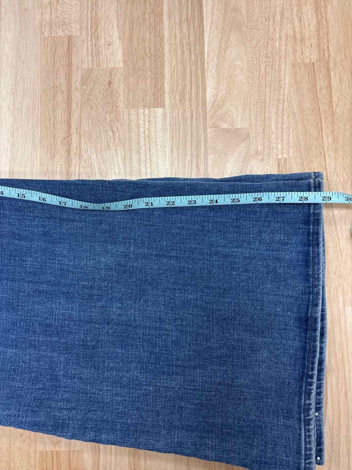 Chico's Size 3.5 (18) Blue Denim Preloved Jeans