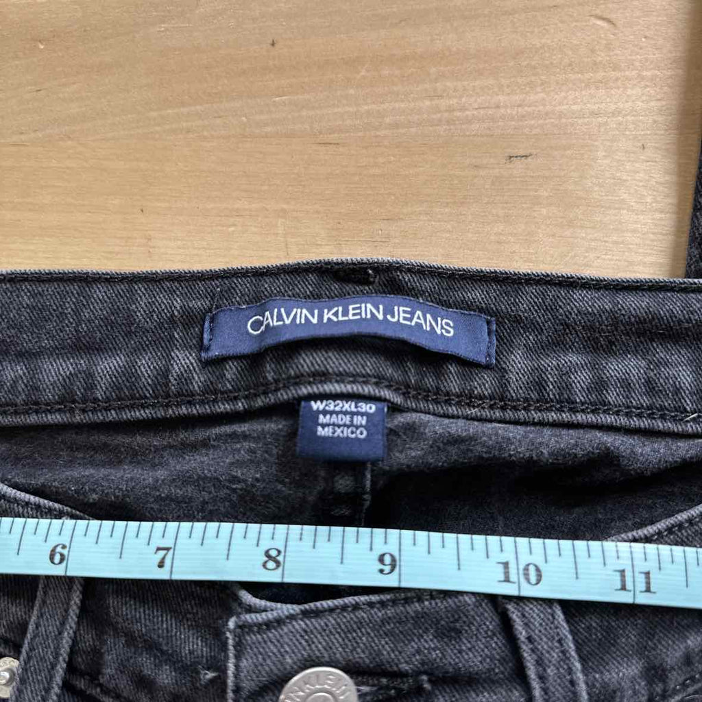 Calvin Klein Size 32x30 Black MENS Jeans