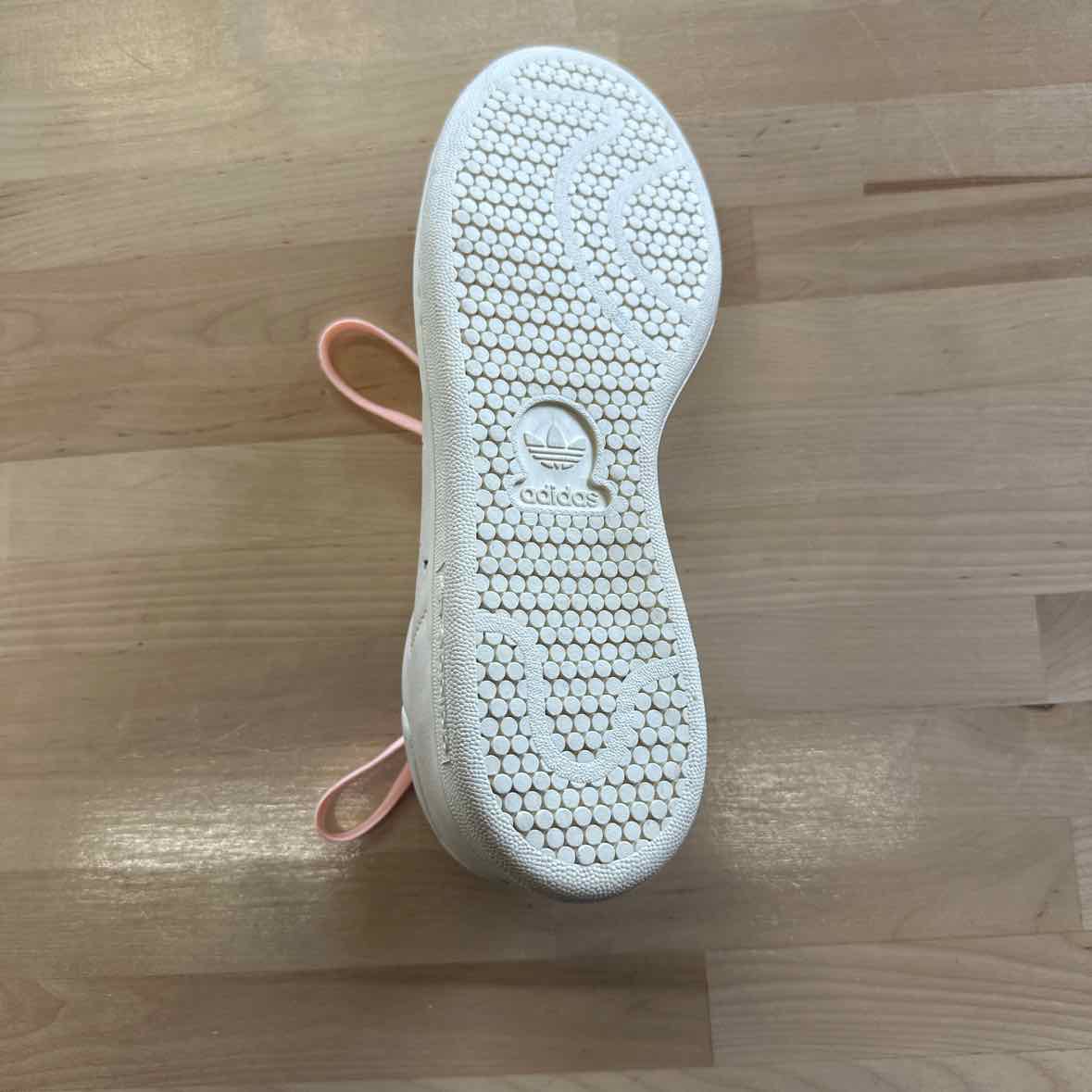 Adidas Shoe Size 7.5 White Sneakers