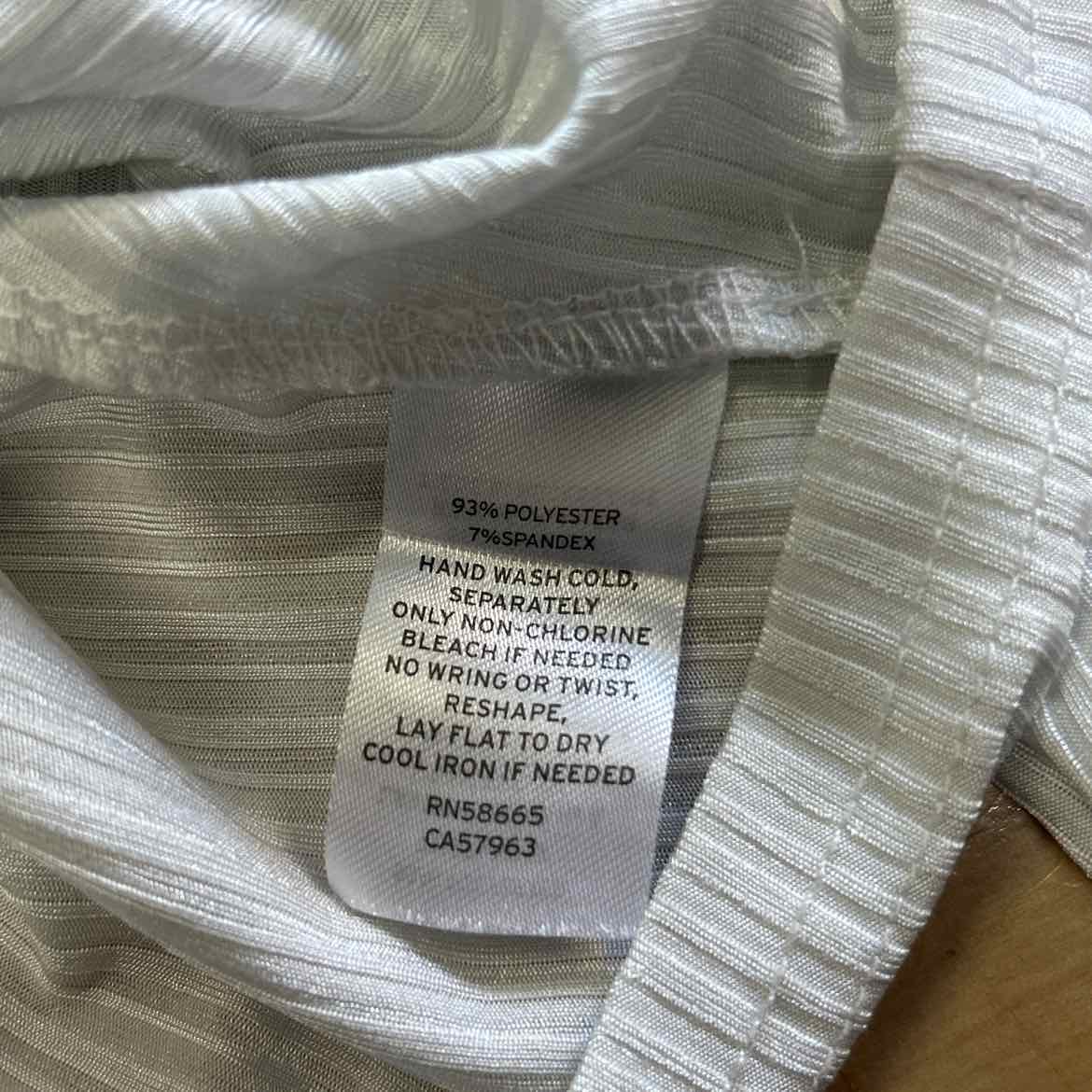 Abound Size S White Preloved Longsleeve